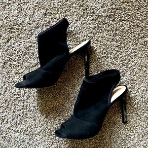 Nine West Black Open-toed Booties sling back 4’ heel. Velvet material.